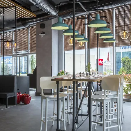 Hotel Park By Radisson Ataturk Airport 5*