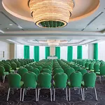 Park By Radisson Ataturk Airport מלון איסטמבול