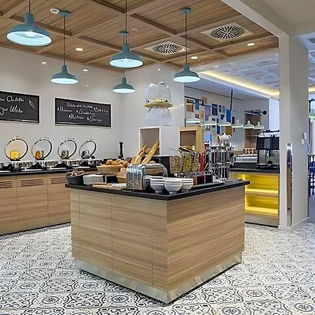 Park By Radisson Ataturk Airport 5* Istanbul