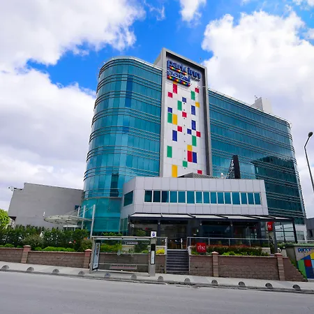 Park By Radisson Ataturk Airport 호텔 5*