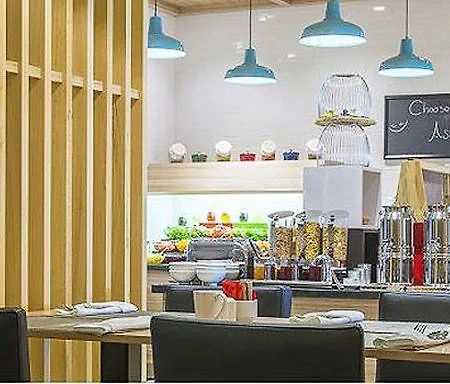 Park By Radisson Ataturk Airport 5* Стамбул