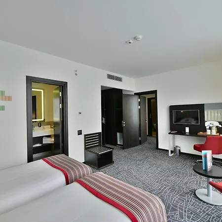 Отель Park By Radisson Ataturk Airport Стамбул