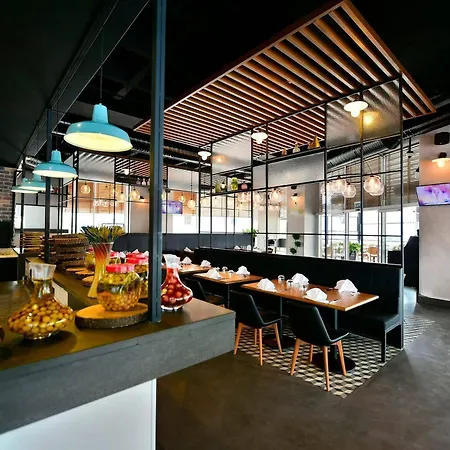 Отель Park By Radisson Ataturk Airport 5*